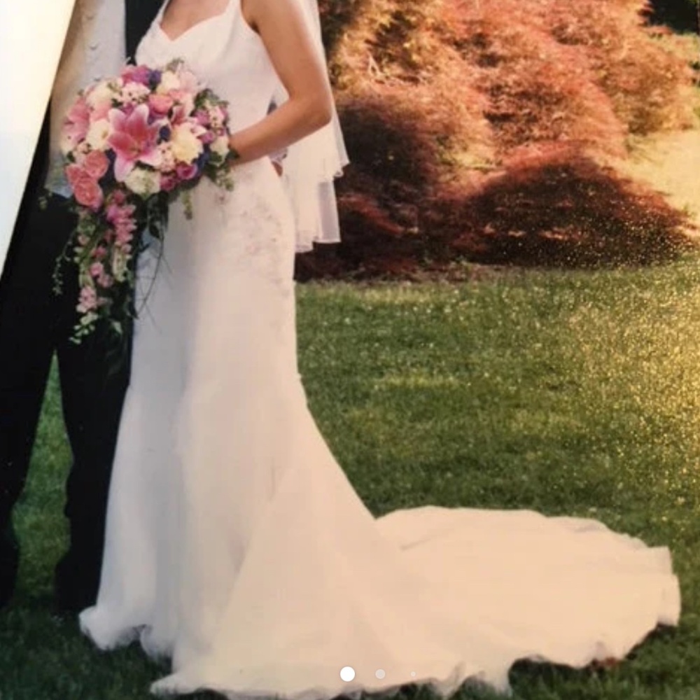 Wedding dress